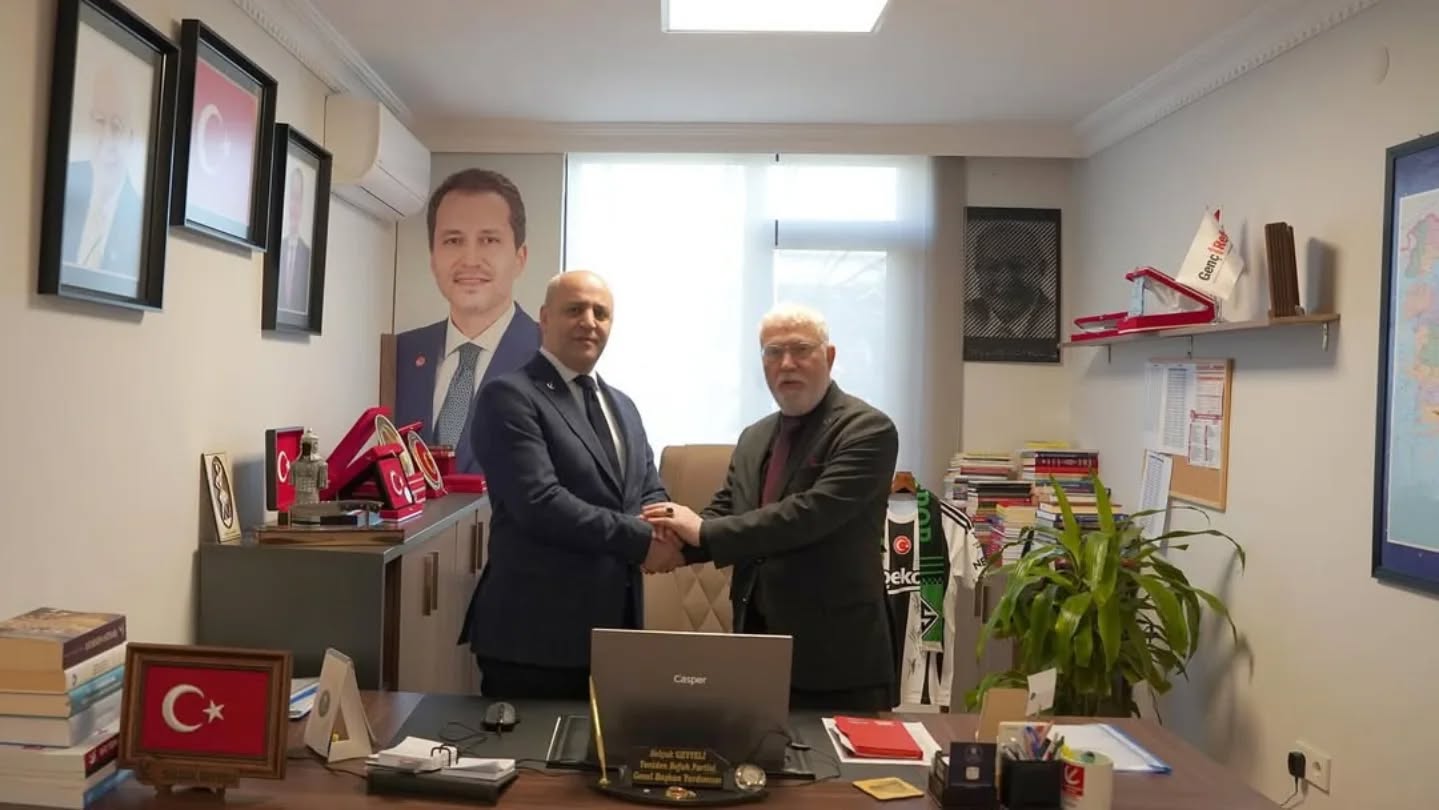 589893806_17862003435540019_4617021490296139166_n